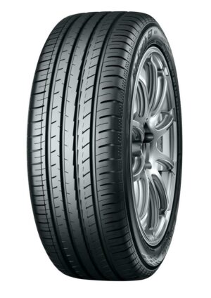 215/55R17 98W YOKOHAMA BLUEARTH-GT AE51 XL