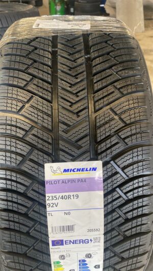 305/30R20 103W MICHELIN PILOT ALPIN PA4 XL
